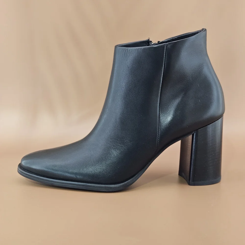 Paul Green Booties Size 8 Black Winn Leather Minimalist Modern Contemporary